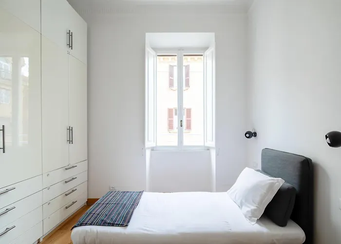 Appartement Via G. Ferrari Private *